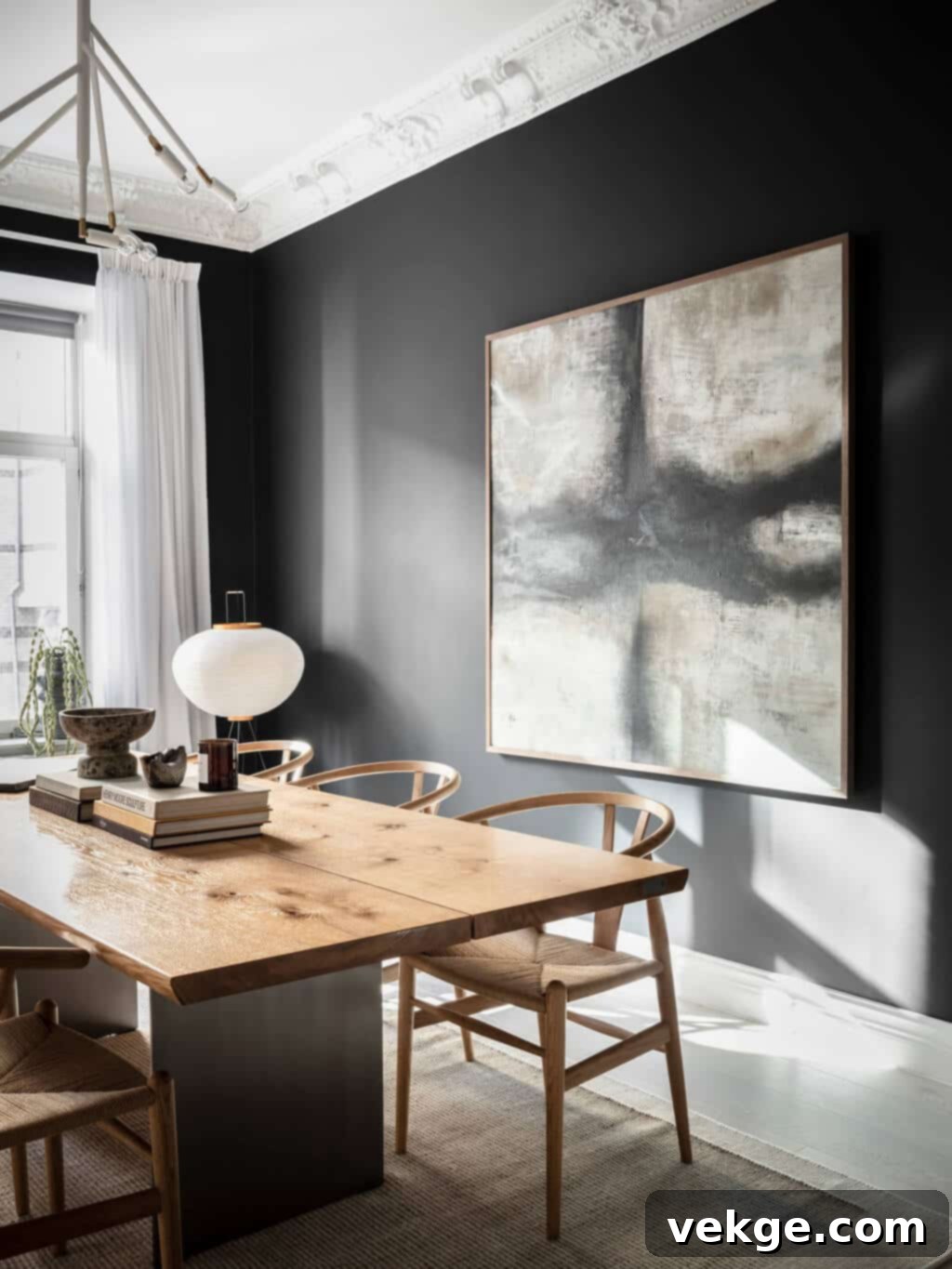 Create Contrast With Black mid century modern dining room