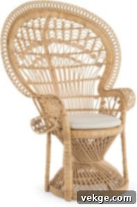 Grand Peacock Chair