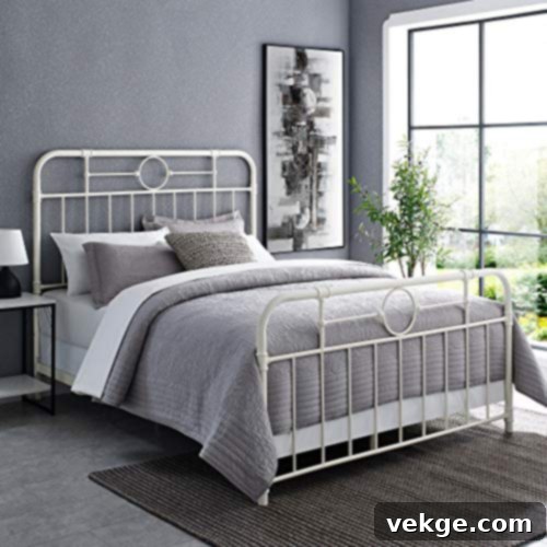 Walker Edison Queen-Size Vintage Bed