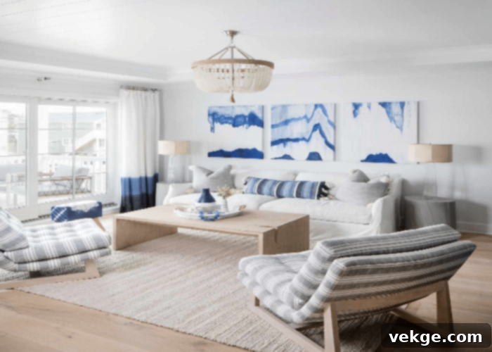 Incorporate Contemporary Flairs To Level-Up Living Room