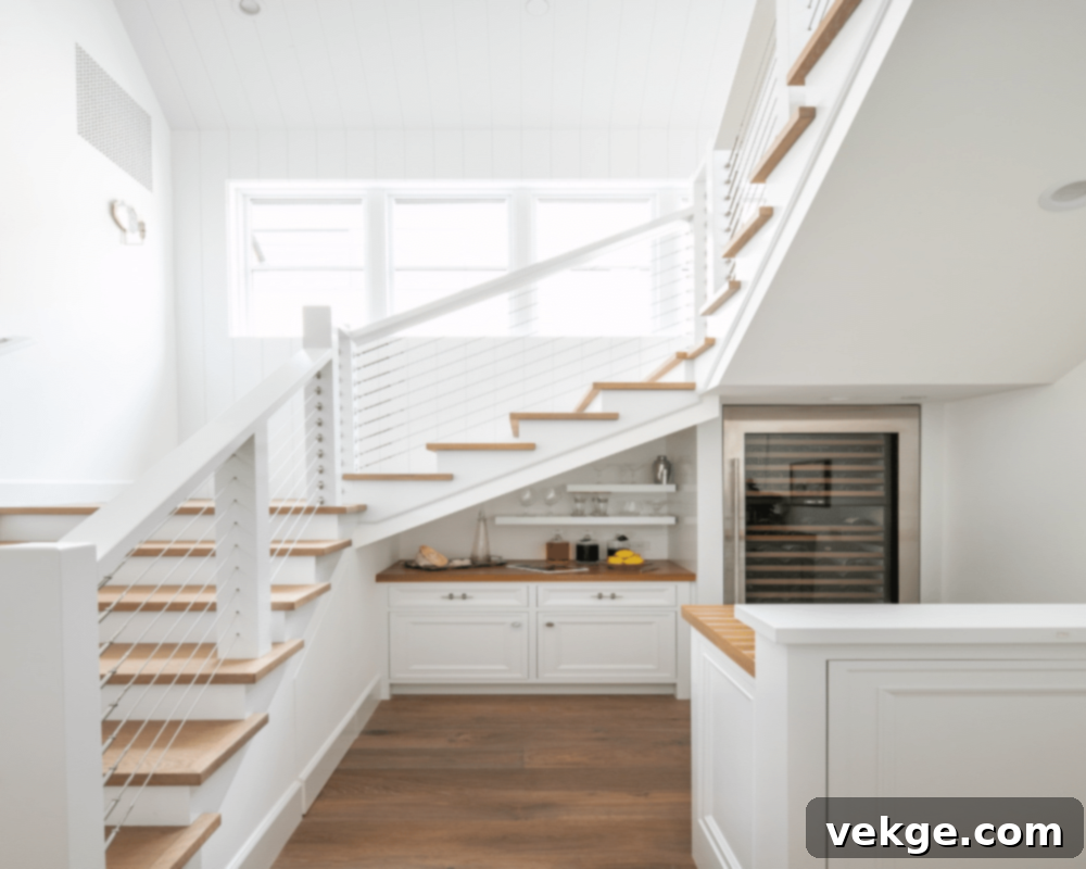 All-White for Airy, Light-Filled Spaces