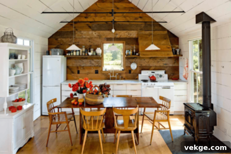 Reclaimed Wood Accents in Farmhouse Decor