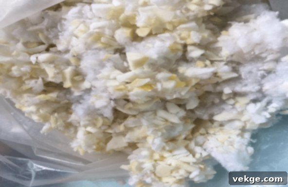 Innovative hybrid filling for sofa cushions