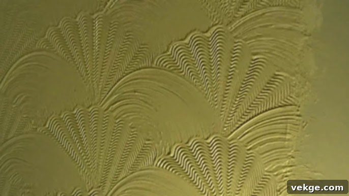 Comb Style Texture for ceilings, offering versatile patterns and subtle elegance
