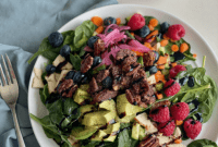 Refreshing Spinach Berry Salad