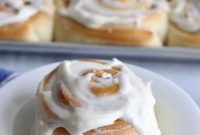 Effortlessly Divine Cinnamon Rolls