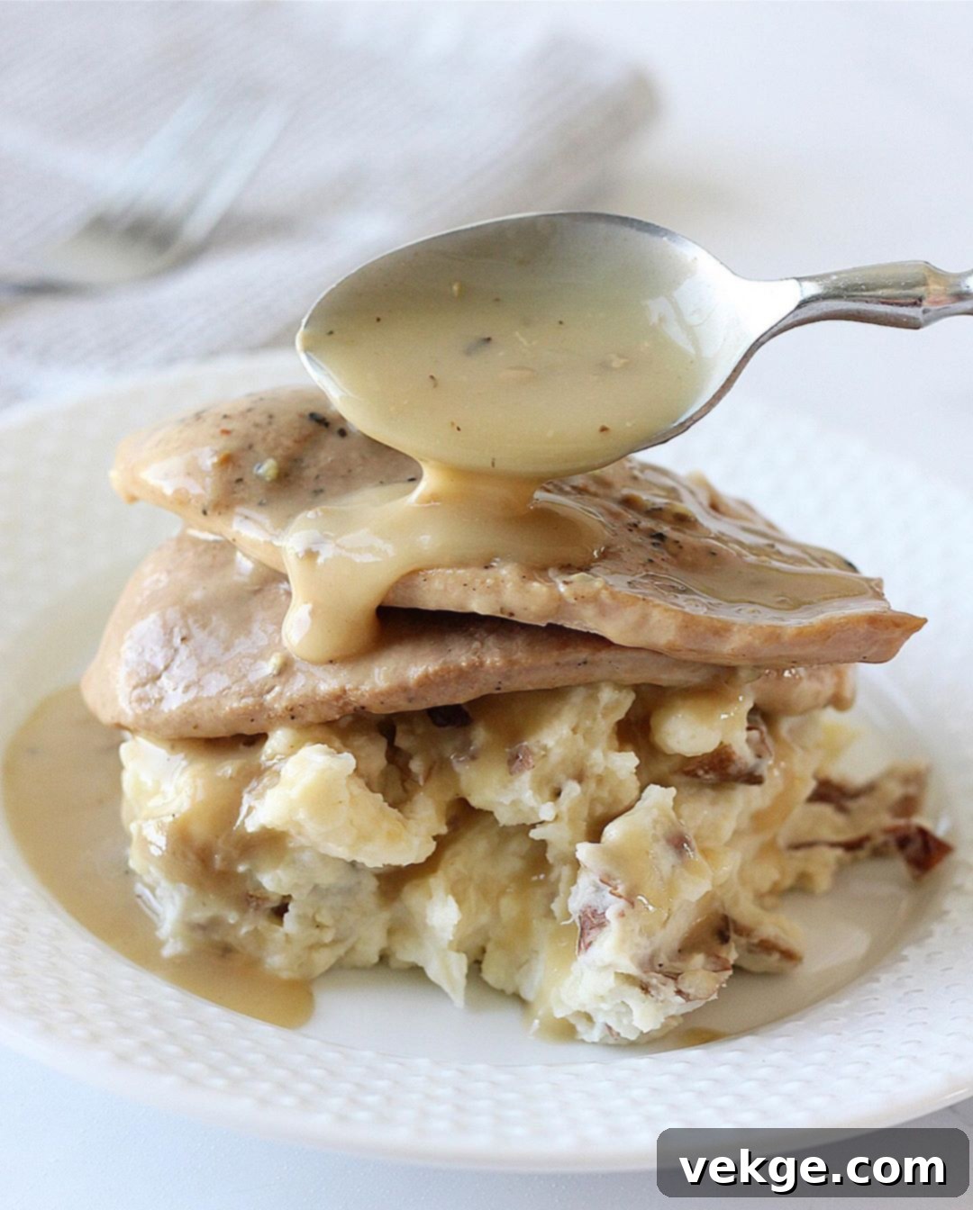 Slow Cooker Pork Chops with Creamy Mashed Potatoes 1 featured 453