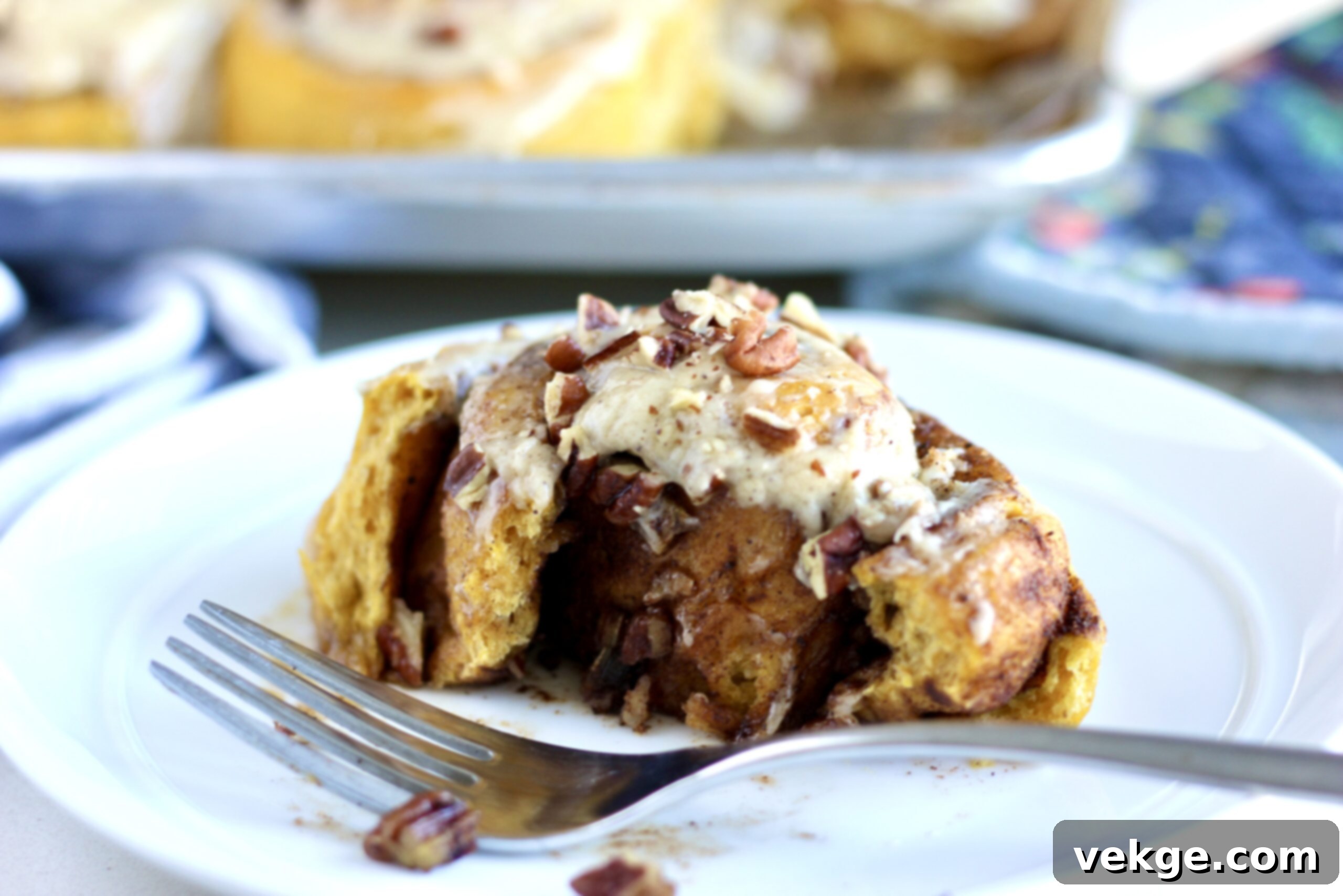 Artisan Sourdough Pumpkin Swirls with Nutty Brown Butter Frosting 1 featured 6322