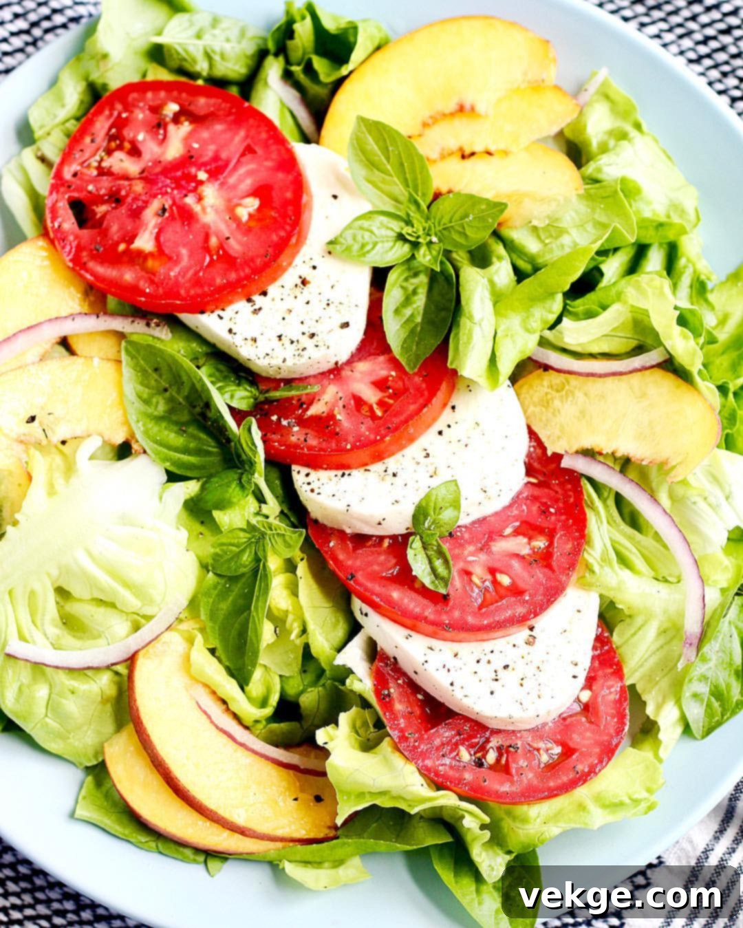 Summer Peach Caprese 1 featured 663