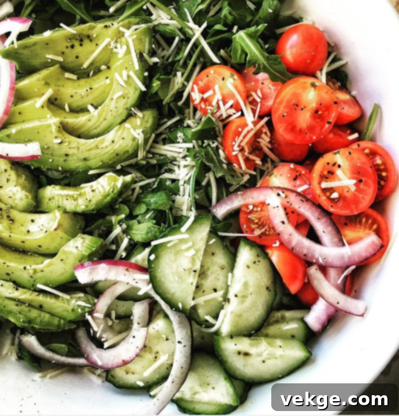 Fresh & Zesty Arugula Salad 3 A close-up image of the finished arugula salad.