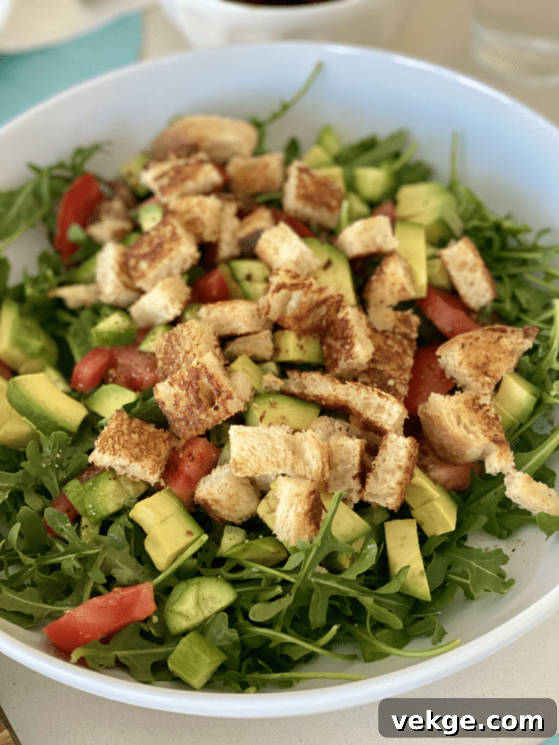 Crispy Croutons in Minutes 3 Close-up of freshly pan-fried golden croutons in a bowl