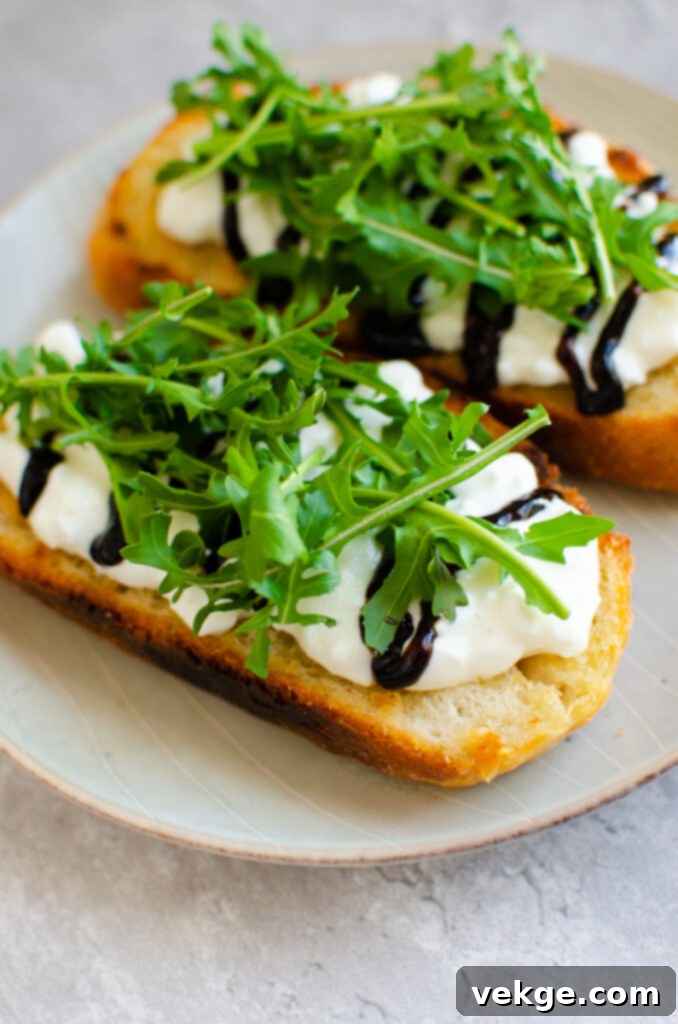 Arugula & Cottage Cheese Toast with Balsamic Drizzle 5 cottagecheesetoast-2