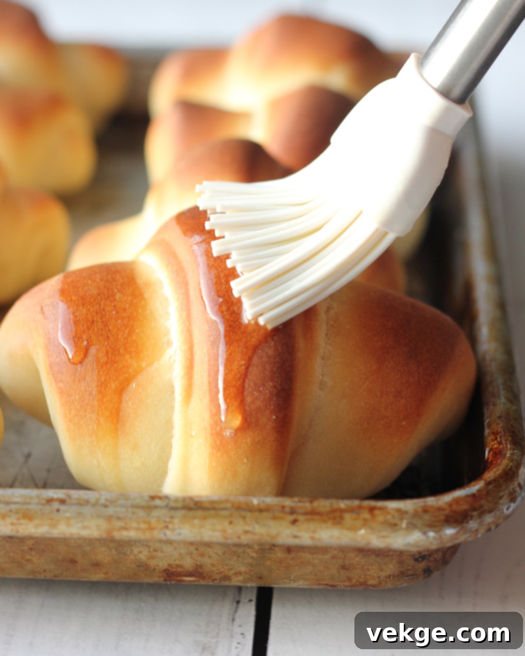 Irresistible Dinner Rolls 6 Another perspective of the freshly baked Food Nanny dinner rolls.